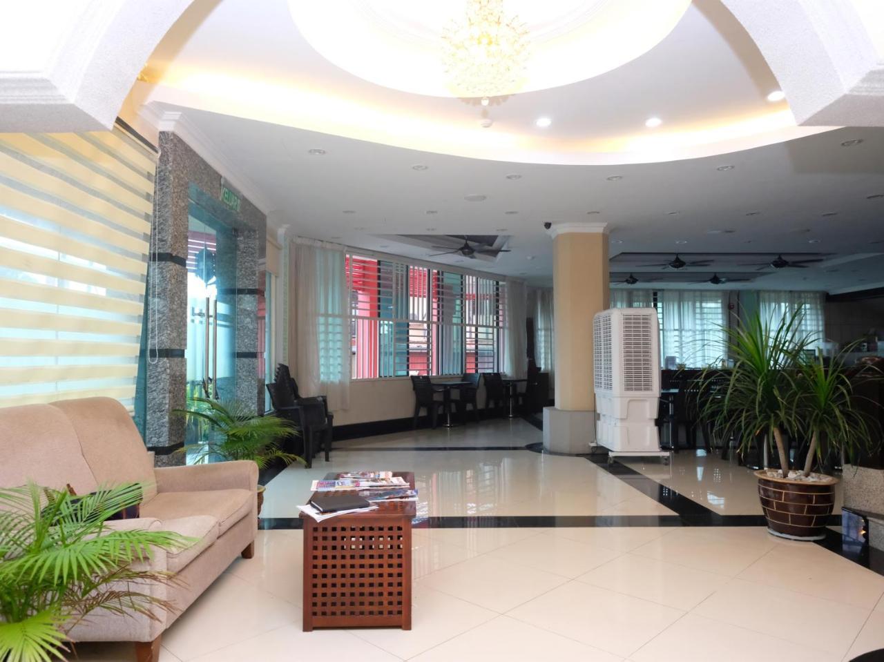 OYO 558 Rayyan Soffea Hotel Kota Bharu Bagian luar foto