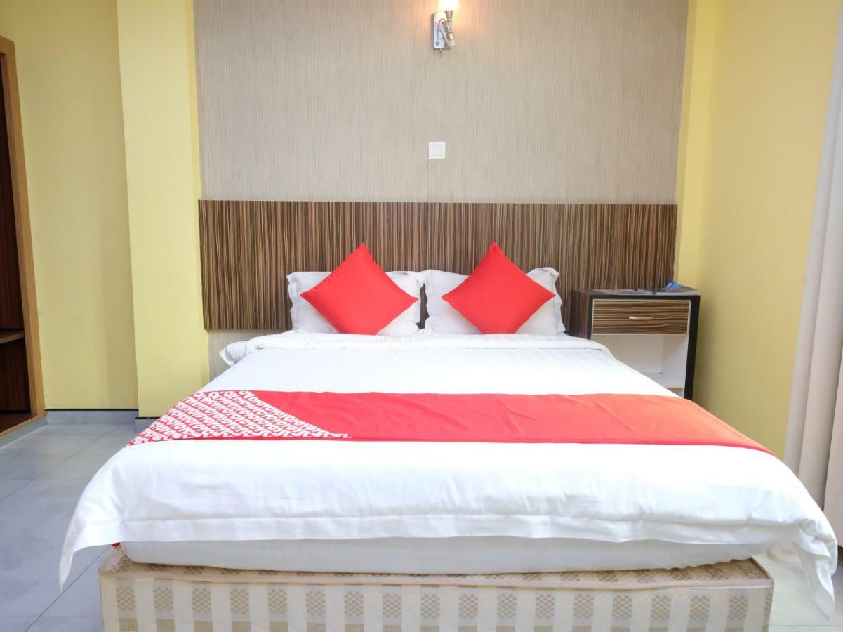 OYO 558 Rayyan Soffea Hotel Kota Bharu Bagian luar foto