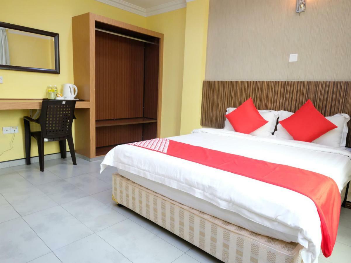 OYO 558 Rayyan Soffea Hotel Kota Bharu Bagian luar foto